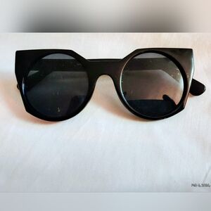 Stylish Black Sunglasses